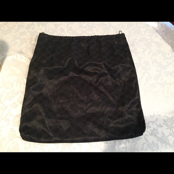 Gucci overnight tote.  (Zip closure) - Picture 7 of 7